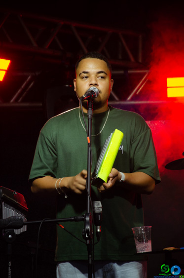 Filename=DSC_8989.jpg
Filesize=145KiB
Dimensions=636x960
Date added=Oct 26, 2025 DSC_8989.jpg